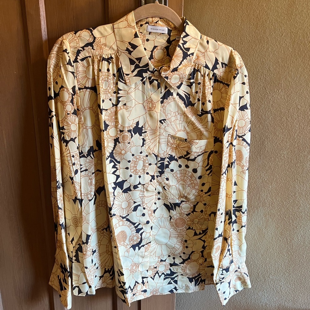 Rebecca Taylor Like New Womens silk never worn! Button blouse, beautiful!